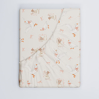 Prześcieradło z gumką do łóżeczka 70x140 bawełniane | 424bez | beżowe | gęsi i baletnice myszy